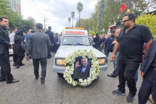 پیکر احمد ناطق‌نوری در نور تشییع شد