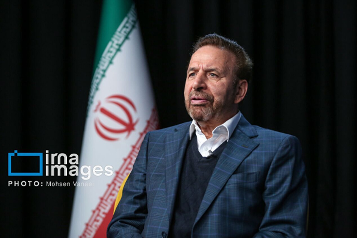 هیأت مذاکره‌کننده با صراحت از منافع ملی دفاع کرد/ عده‌ای همچنان مخالف خوانی می‌کنند